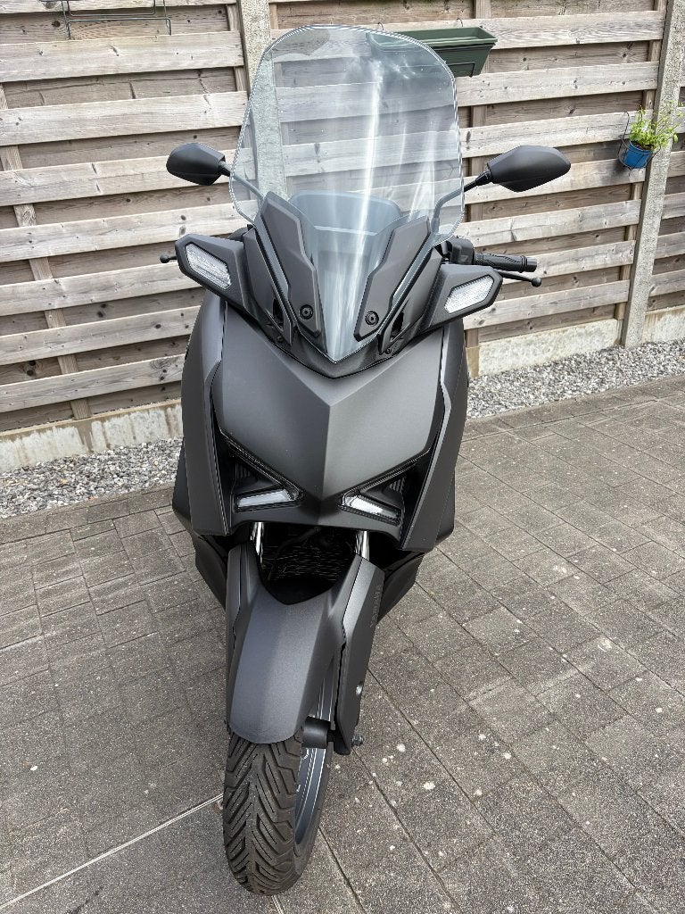 yamaha x-max 300, Scooter, Particulier, Automaat, 12 t/m 35 kW