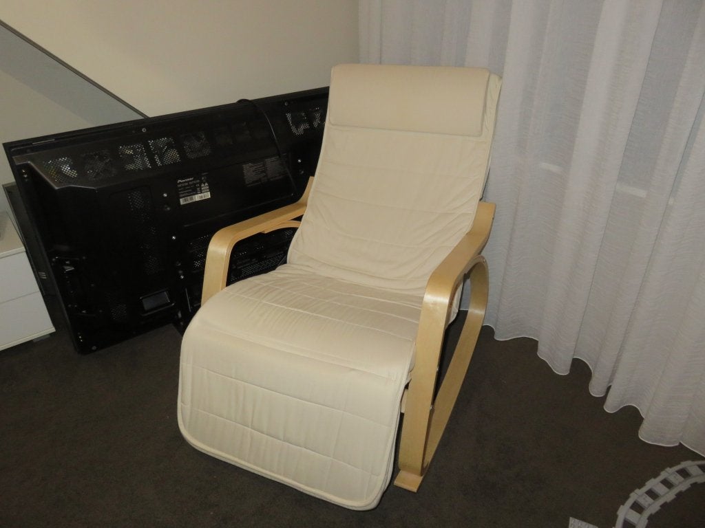 Schommelstoel met kussen – Relaxstoel, loungestoel, Huis en Inrichting, Stoelen, Ophalen, Gebruikt, Wit, Stof