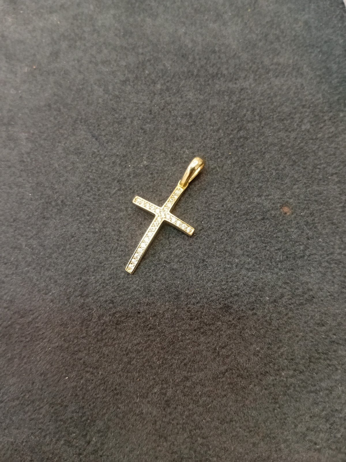 Croix en or, Enlèvement, Or, Or