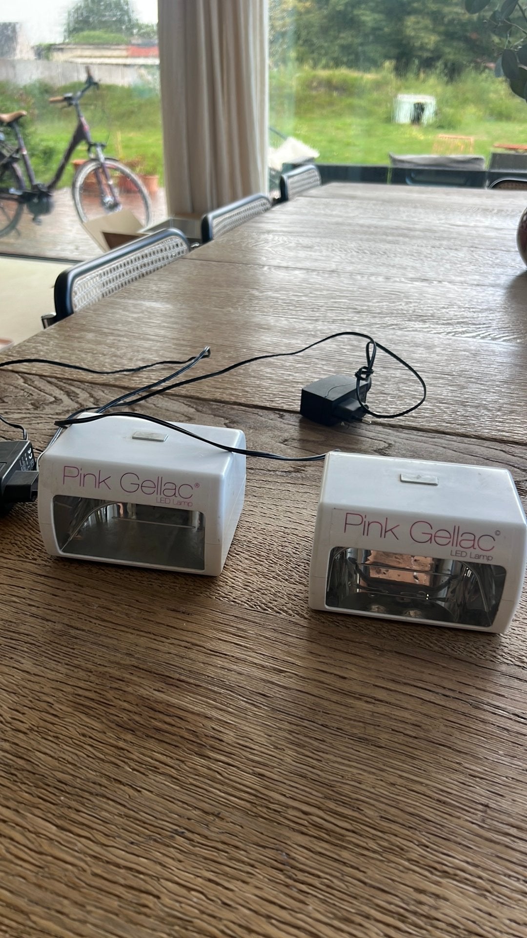 Twee pink gellac lampen, Ophalen, Wit, Zo goed als nieuw, Handen en Nagels
