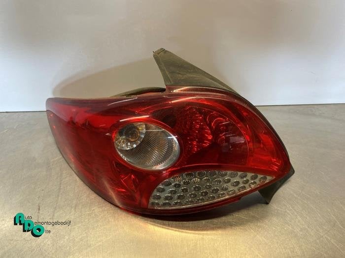 Feu arrière gauche d'un Peugeot 206 PLUS (206 PLUS 09-), -, 3 mois de garantie, Utilisé, -