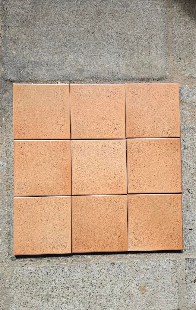 Carrelage en faïence neuf 10x10 1,84m2 restant, Enlèvement