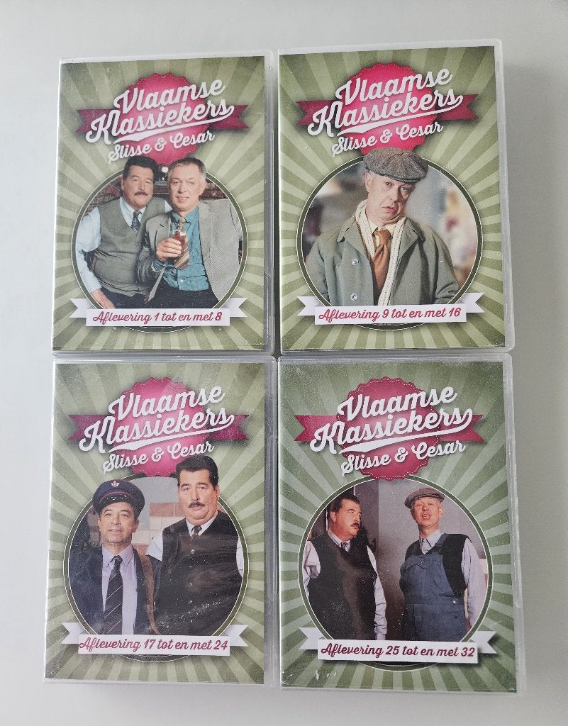 13 DVD boxen:Nonkel Jef,Spoed,Bompa,Slisse &Cesar,Wittekerke, Cd's en Dvd's, Ophalen of Verzenden