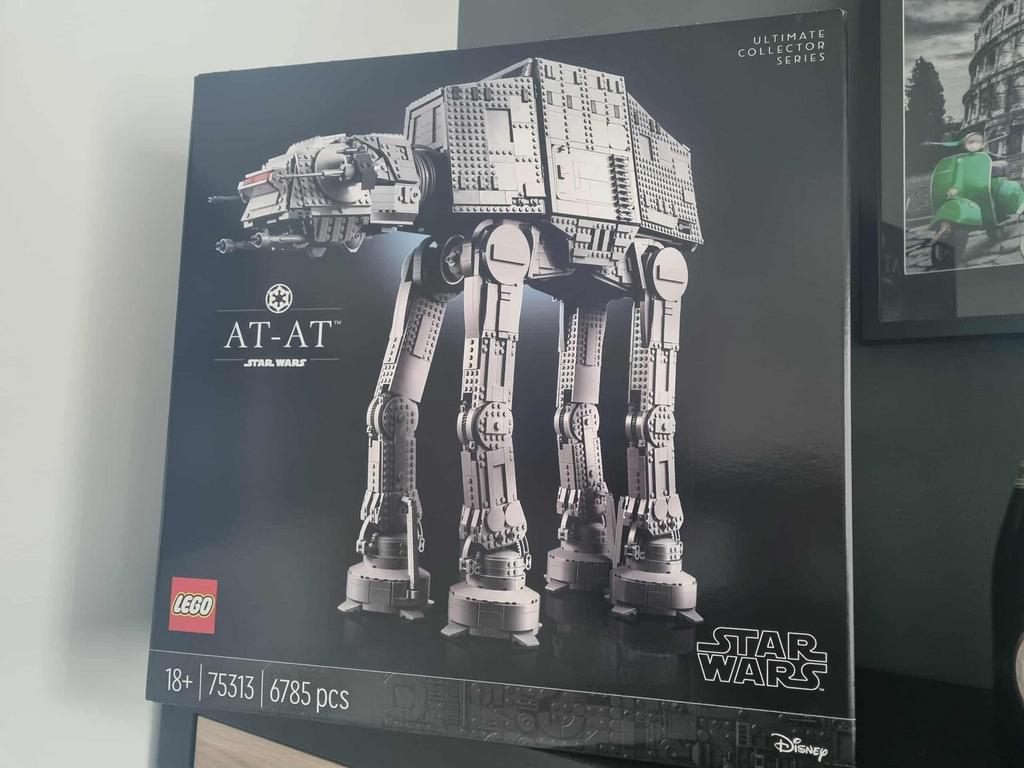 Lego Star Wars UCS AT-AT scellé, Enlèvement ou Envoi, Lego