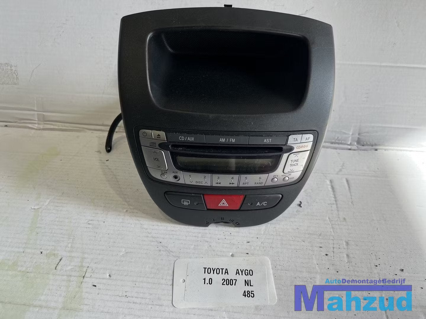 TOYOTA AYGO radio schakelaar airco alarm middenconsole 2005-, Auto-onderdelen, Info@toyota.co.jp, Gebruikt, Toyota Motor Corporation