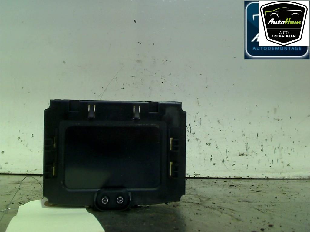 INTERIEUR DISPLAY Opel Zafira (F75) (|13106242|13106243|), Gebruikt, Opel