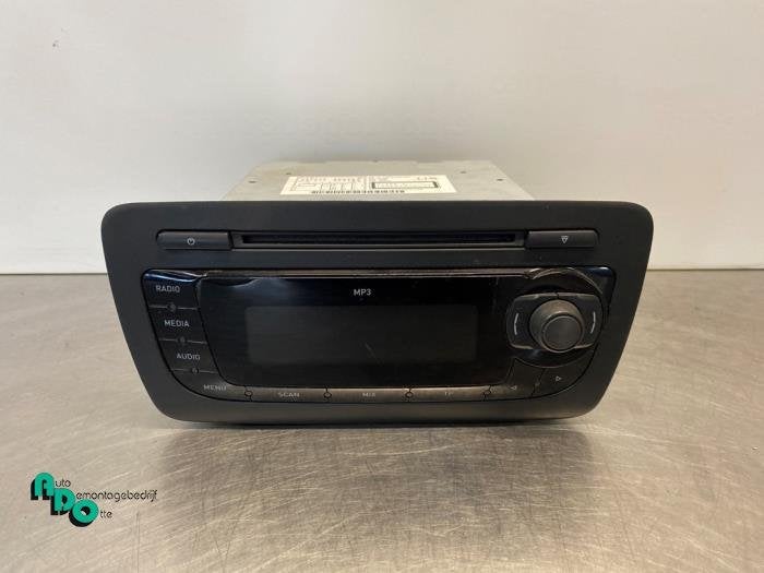Radio/Lecteur CD d'un Seat Ibiza (Ibiza 08-), -, 3 mois de garantie, Utilisé, -