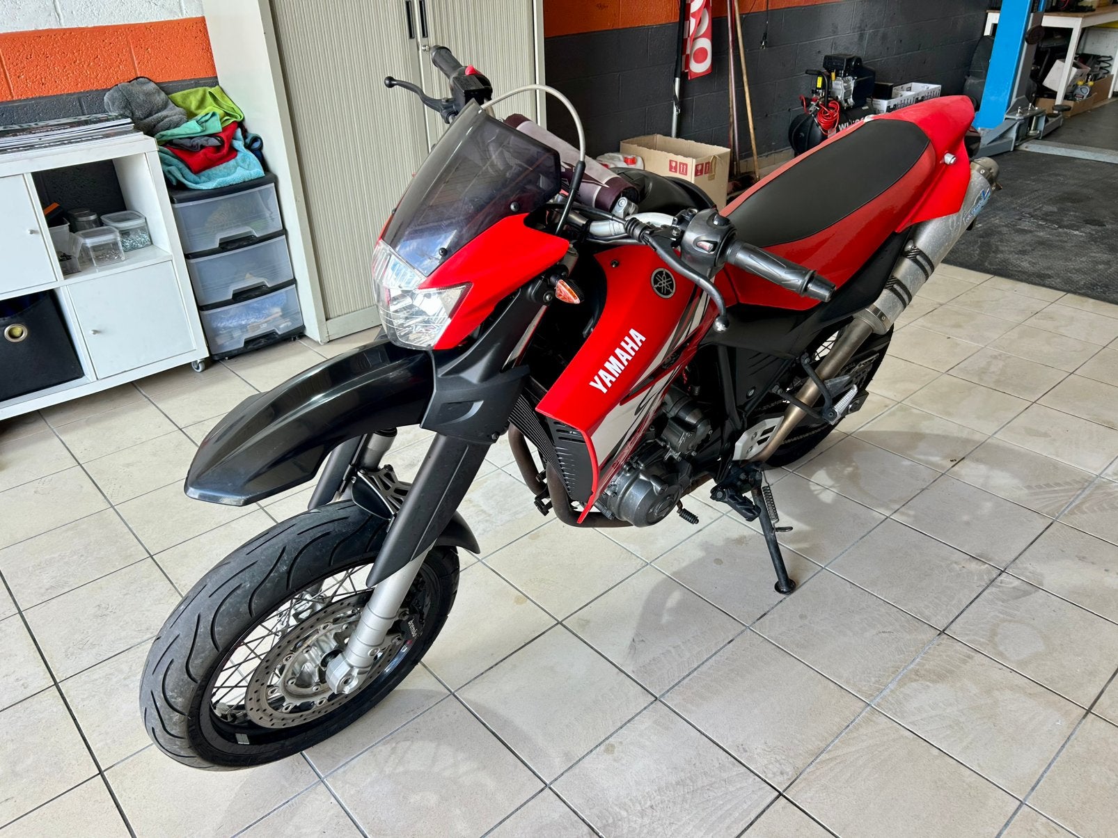 Yamaha xtx 660 super motard 42.000km en ordre, Entreprise