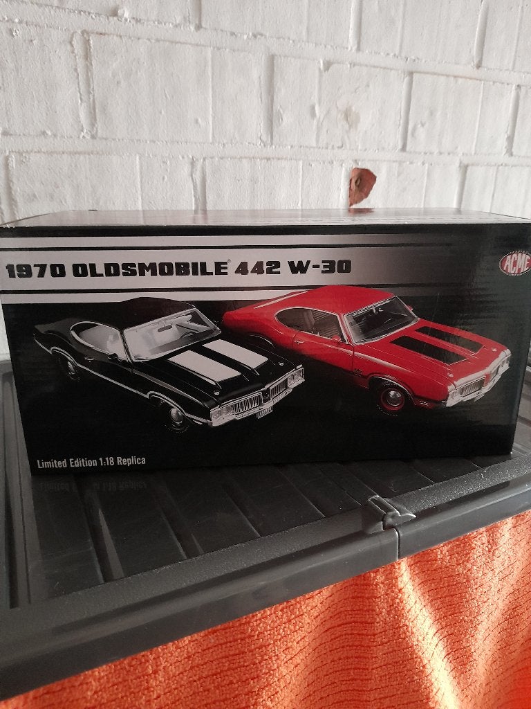 1/18 ACME OLDSMOBILE 442 ( 1970), Ophalen of Verzenden, Zo goed als nieuw, Auto, Overige merken