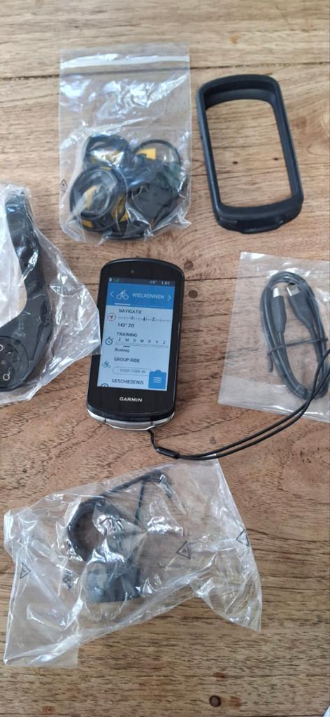 Garmin edge 1040, Fietsen en Brommers, Fietsaccessoires | Fietscomputers, Ophalen of Verzenden