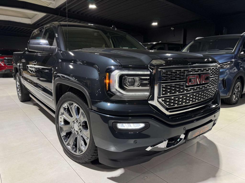 GMC Sierra DENALI 6.2L V8 426cv CAMERA CUIR CARPLAY TVAC, Auto's, Automaat, 4 deurs, Gebruikt, Zwart