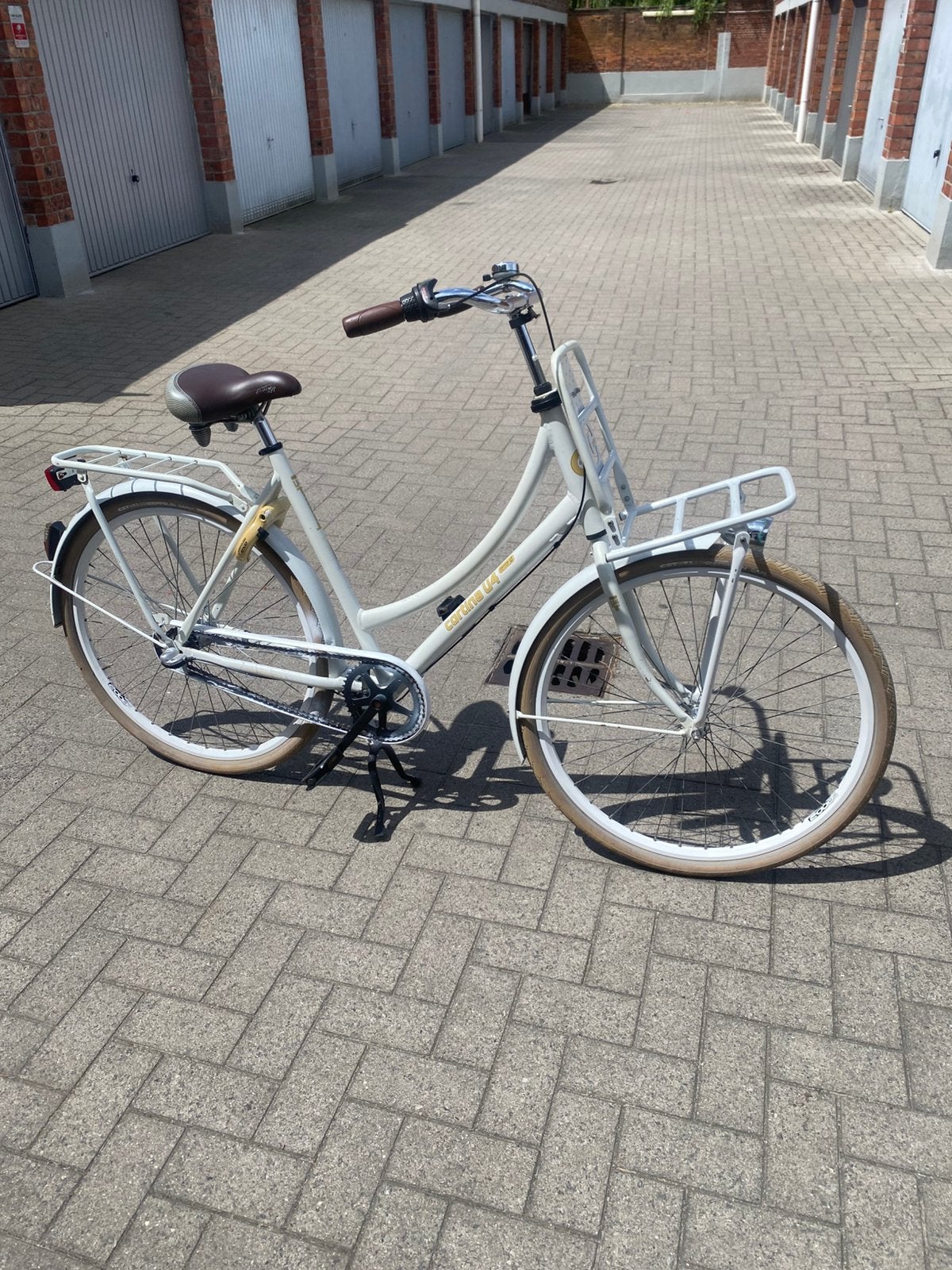 Damesfiets cortina 28 inch, Ophalen of Verzenden, Zo goed als nieuw