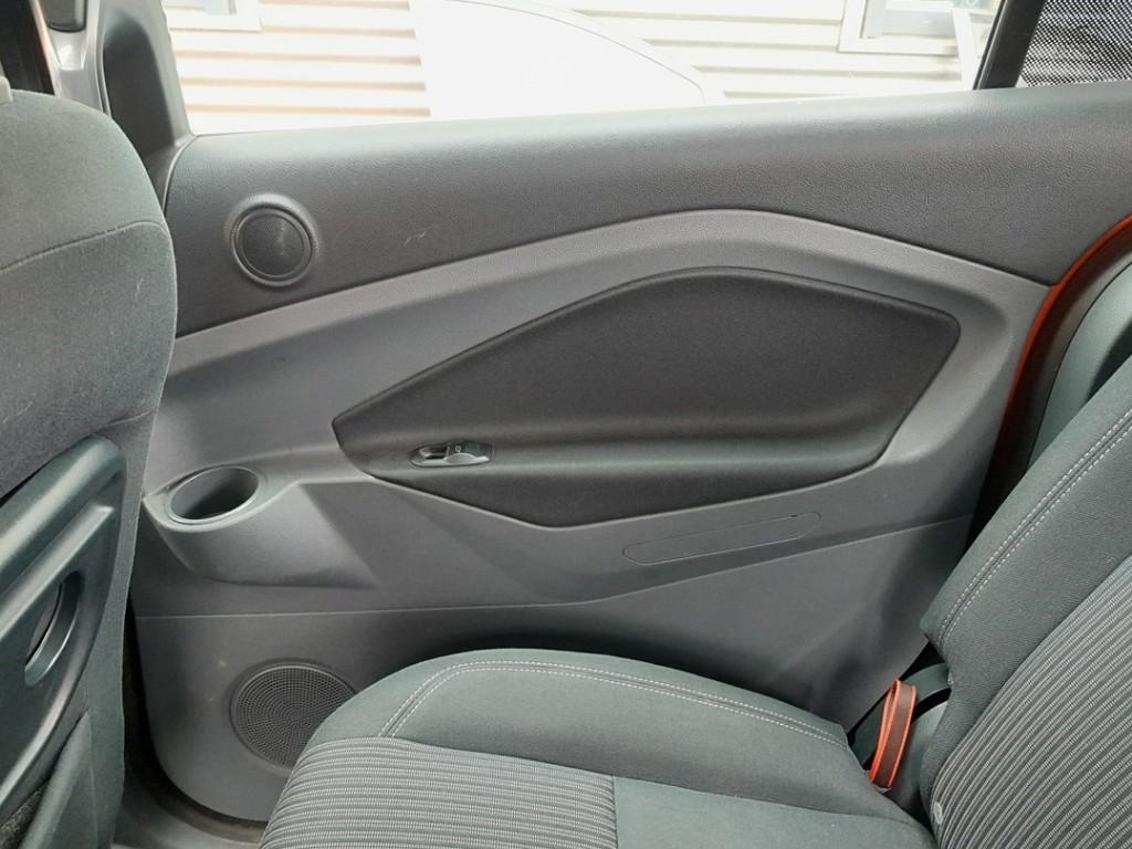 PANNEAU DE PORTE ARRIÈRE DROITE Ford Grand C-Max (DXA), Utilisé, Ford