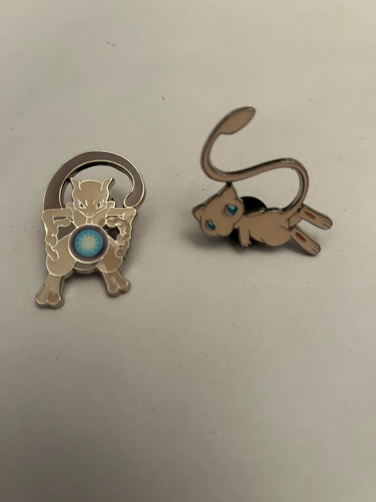 Pokémon pin Mewtwo & Mew, Enlèvement ou Envoi, Neuf