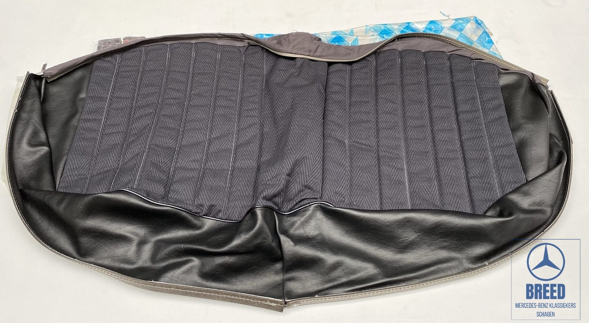 NOS bekledingshoes achterbank zwart stof Mercedes-Benz W123, Neuf, -, -, Enlèvement ou Envoi
