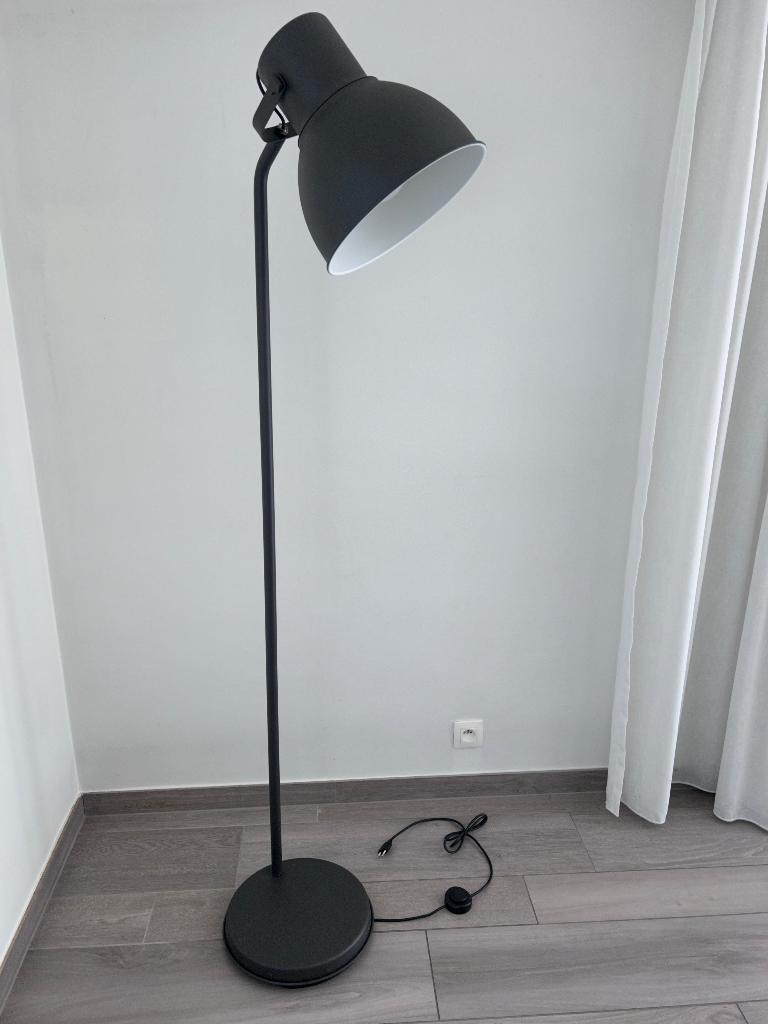 Lampe sur pied en parfait état, Enlèvement, Neuf, Métal