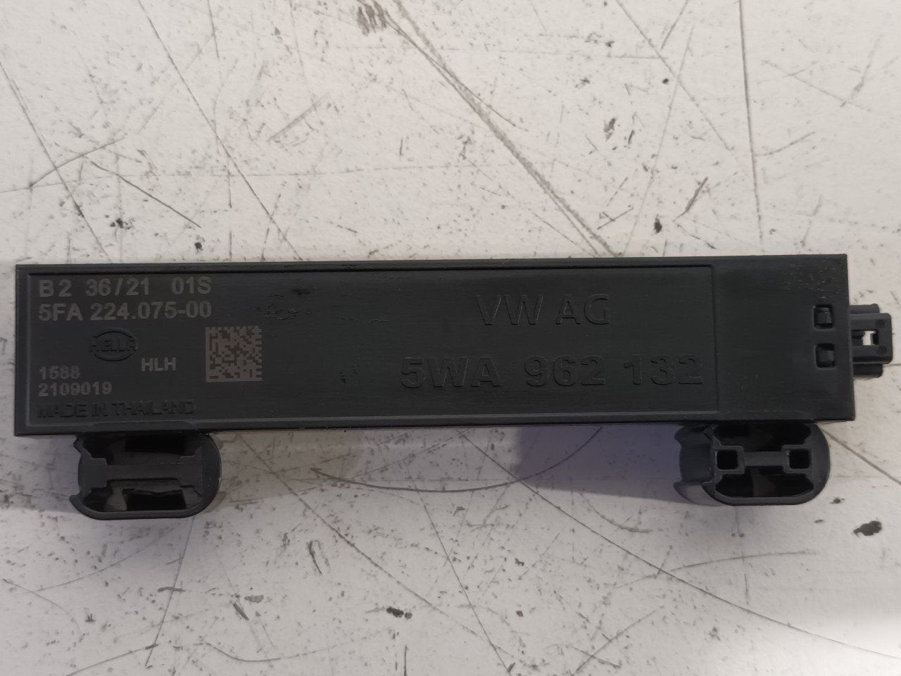 Antenne Audi RS 3, Enlèvement ou Envoi, Van der Ven Autorecycling B.V., Onderdelen@venauto.nl, Ettenseweg 76, 4706 PB Roosendaal, The Netherlands