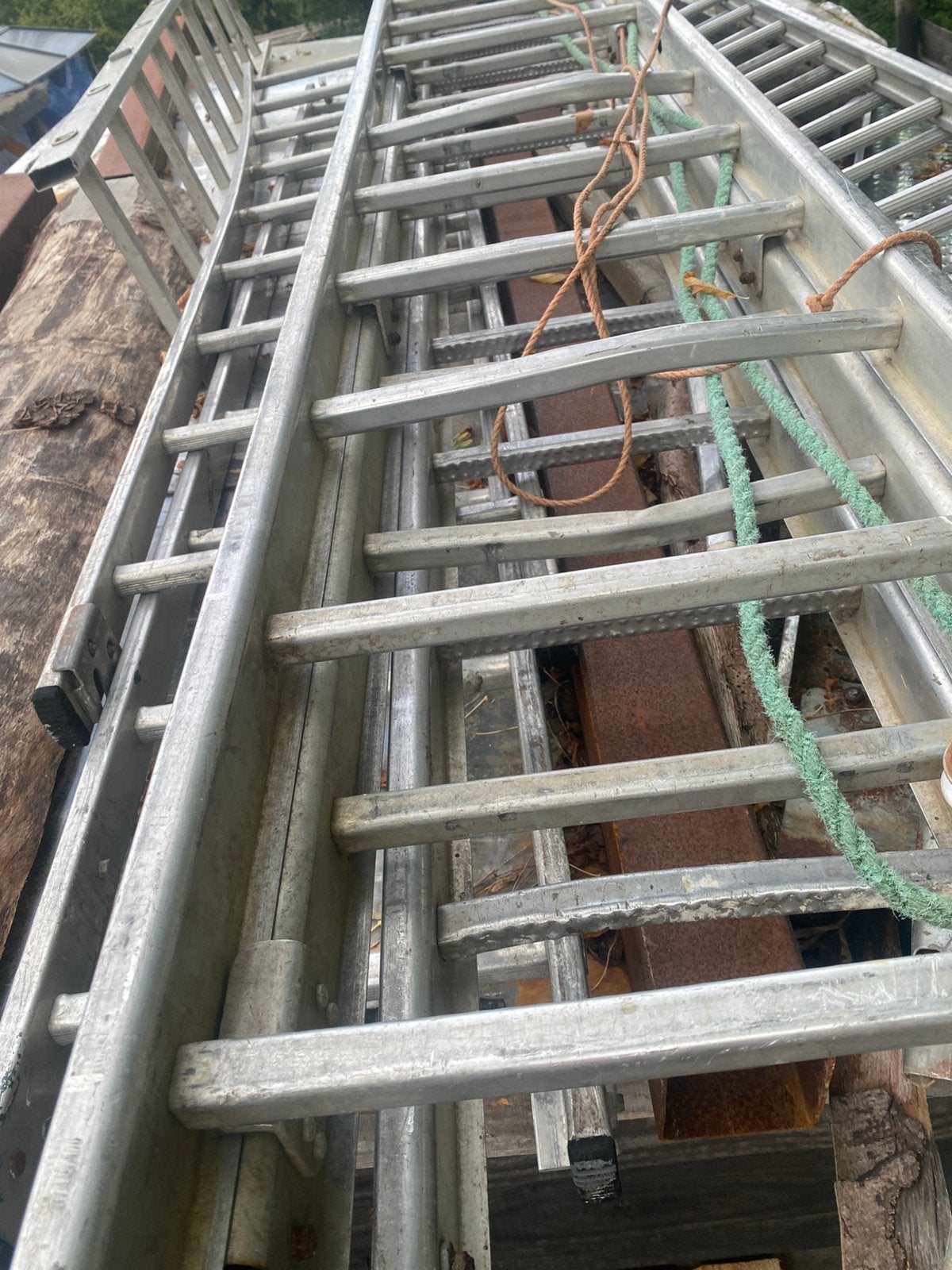 Grande échelle trois éléments avec un Baro à refaire, Bricolage & Construction, Échelles & Escaliers, Enlèvement ou Envoi, Comme neuf