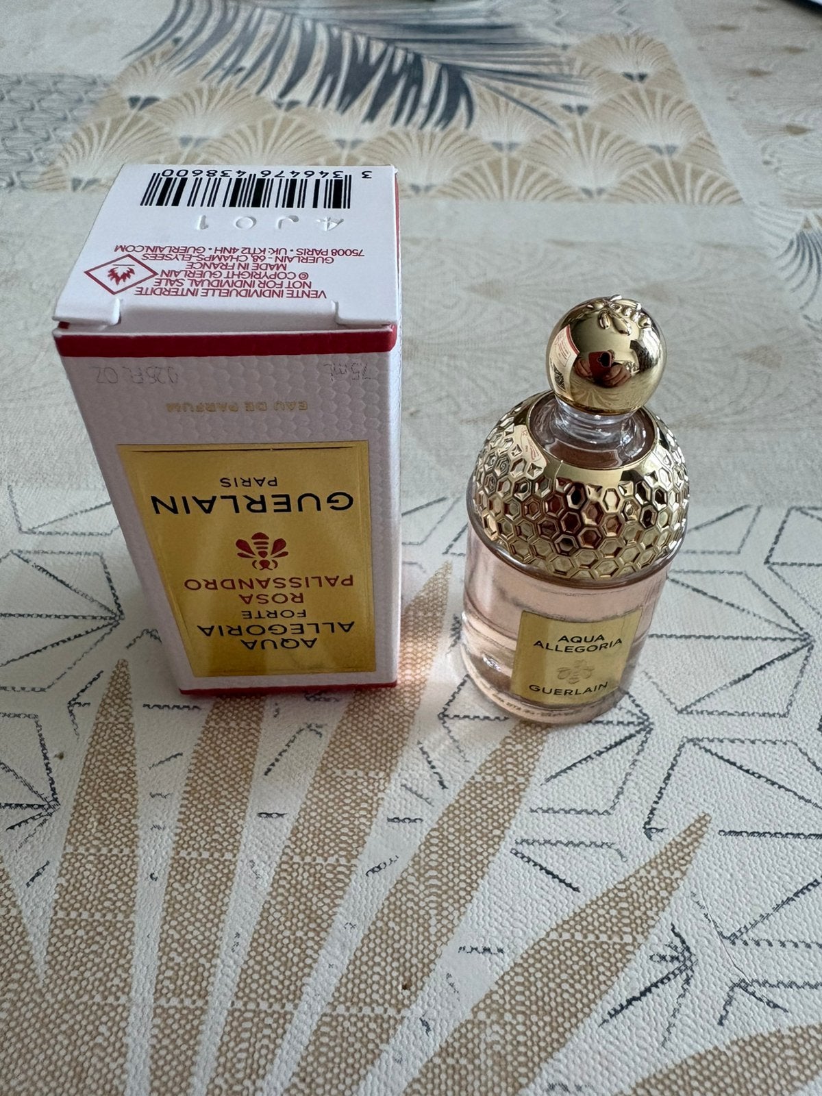 Miniatuur guerlin, Ophalen of Verzenden, Zo goed als nieuw, Miniatuur