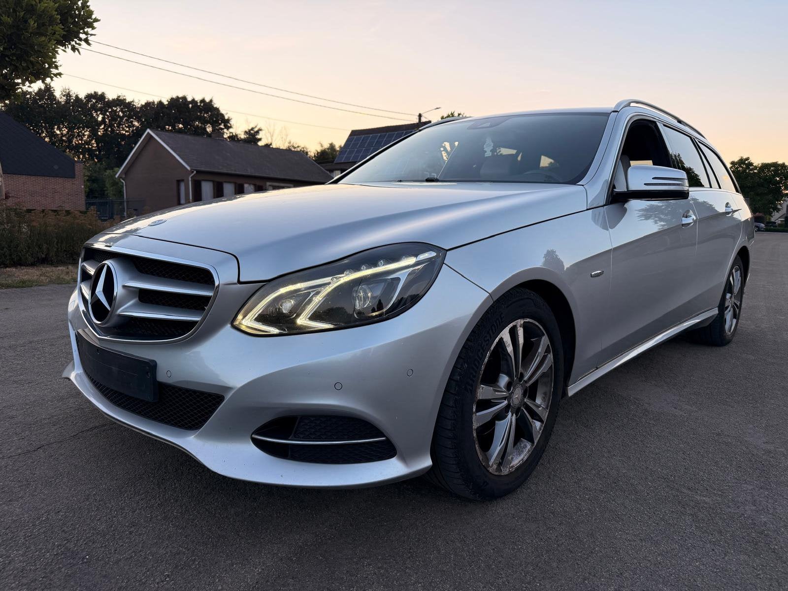 (Keuring) Mercedes-Benz E200AMG Line* | Dig. Dashboard,.., Auto's, Automaat, Wit, Bedrijf, Diesel