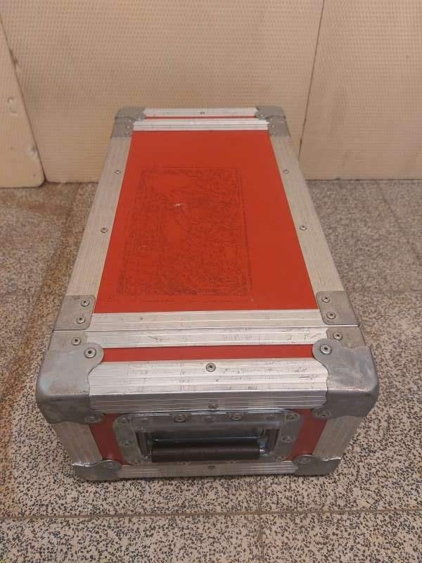 Flightcase Rood --- (geen 19"), Muziek en Instrumenten, Ophalen, Gebruikt, Flightcase