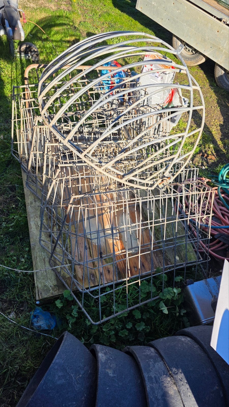 étagère à foin, montage contre le mur, Animaux & Accessoires, Box & Pâturages