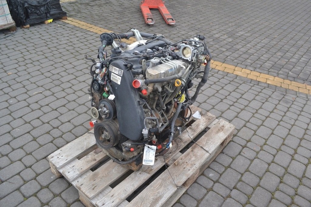 Moteur 2KDFTV Complet TOYOTA HILUX, Envoi, Utilisé, Skoda