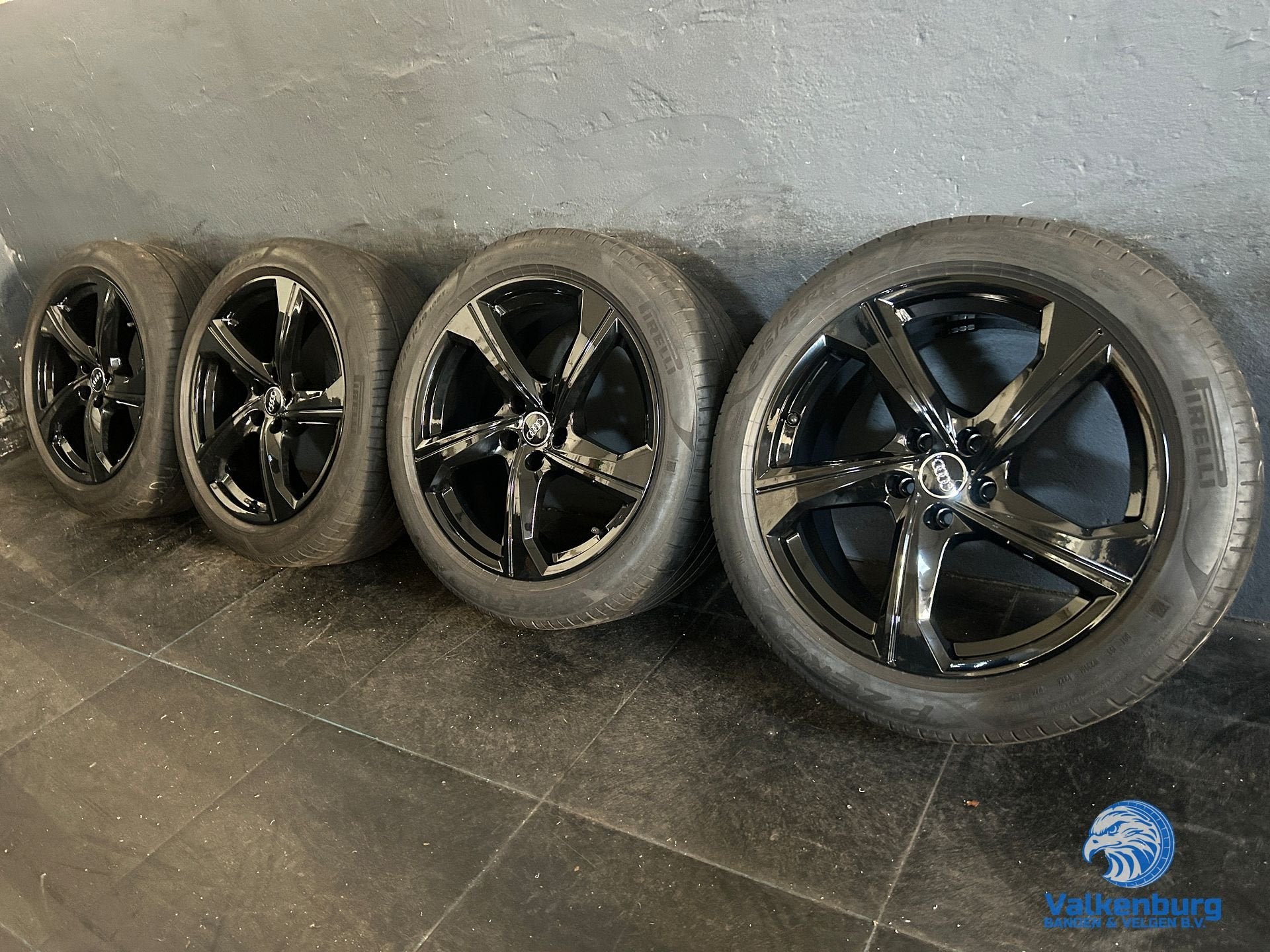 6-7mm! Originele Audi Q3 83A 19 inch zwarte velgen 5x112 zom, 19 inch, -, -, Banden en Velgen
