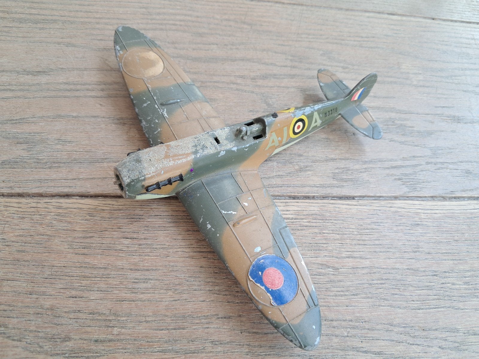 maquette réduite d'avion de guerre, Thunderbolt, Enlèvement ou Envoi, Utilisé