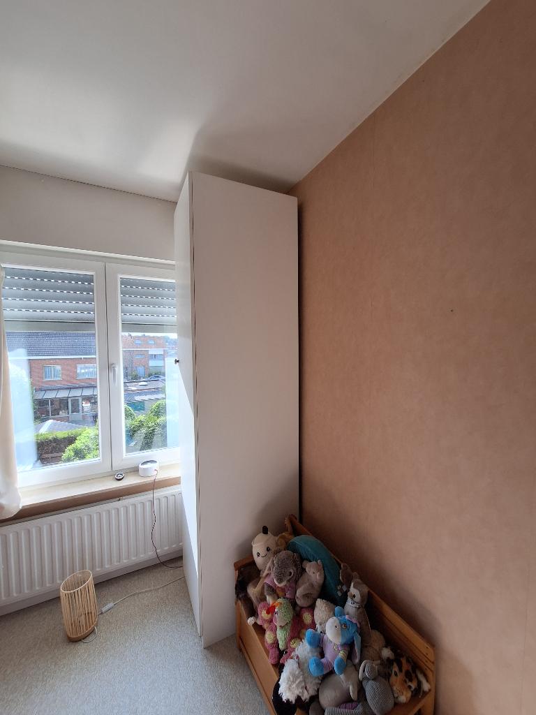 Kast wit, Ophalen, Zo goed als nieuw, Met deur(en)