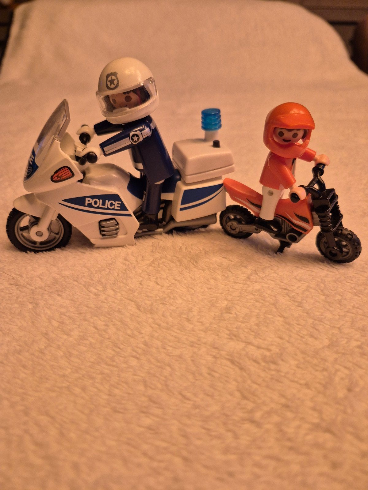 Motorrijders, Enlèvement ou Envoi