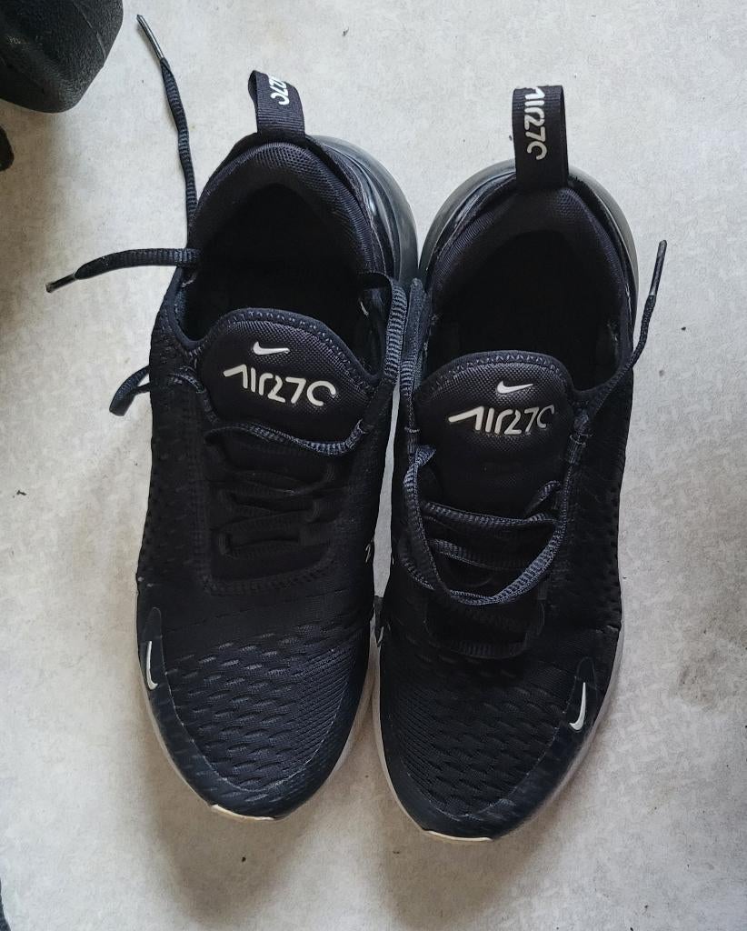 Nike air max 270, Vêtements | Hommes, Chaussures, Nike, Enlèvement, Porté, Chaussures de sport