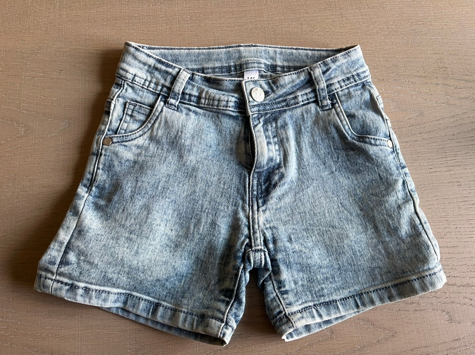 Jeansshort maat 146, Kinderen en Baby's, Kinderkleding | Maat 146, Ophalen of Verzenden, Zo goed als nieuw