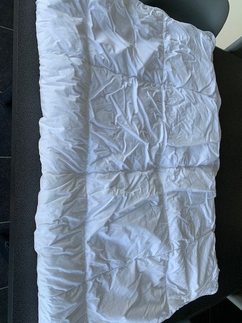 Jeans dekbedovertrek en dekbed babybed, Kinderen en Baby's, Ophalen of Verzenden, Zo goed als nieuw, Dekbedovertrek