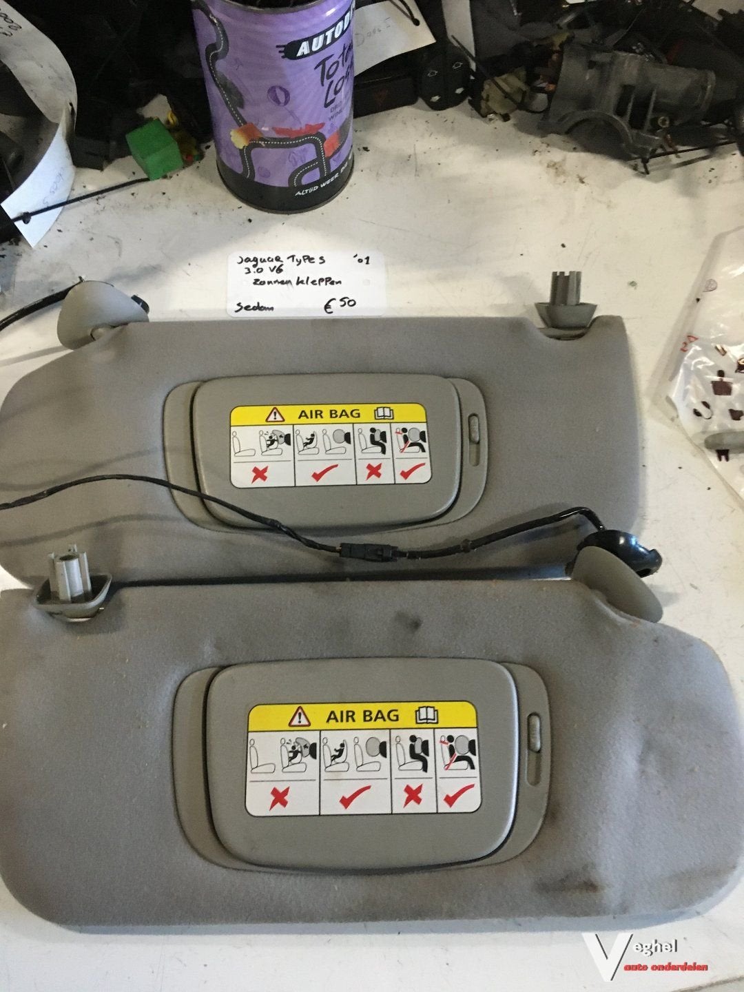 Jaguar type 3     2001    Zonnekleppen set, -, Utilisé, -, -