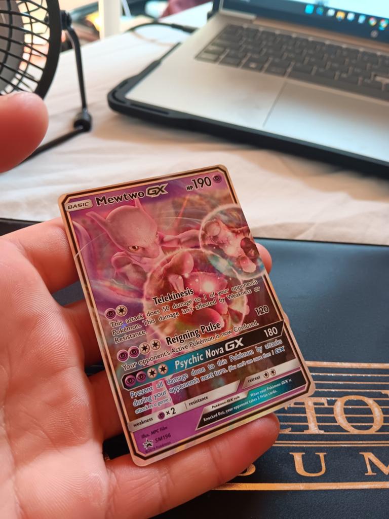 Mewtwo gx pokémon card, Ophalen of Verzenden, Zo goed als nieuw, Losse kaart, Foil