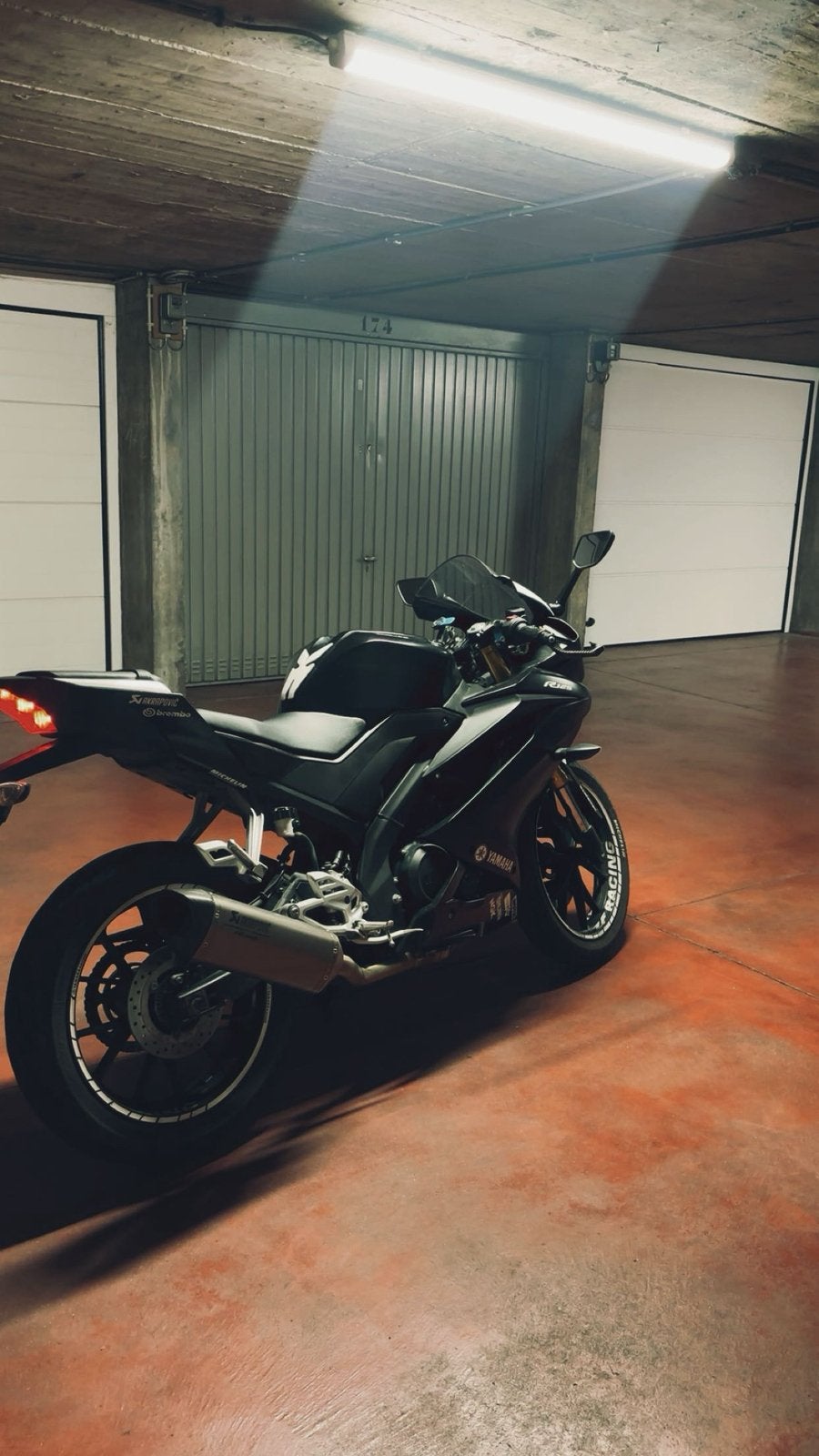 Yzf r 125 akrapovic, ABS, Occasion, Permis Moto A1 minimum, Super Sport