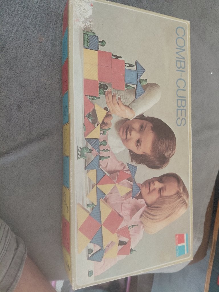 Jeux ancien cube, Enlèvement