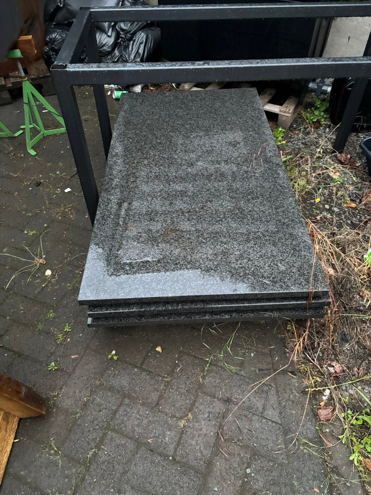 Granieten bladen, Enlèvement, Comme neuf