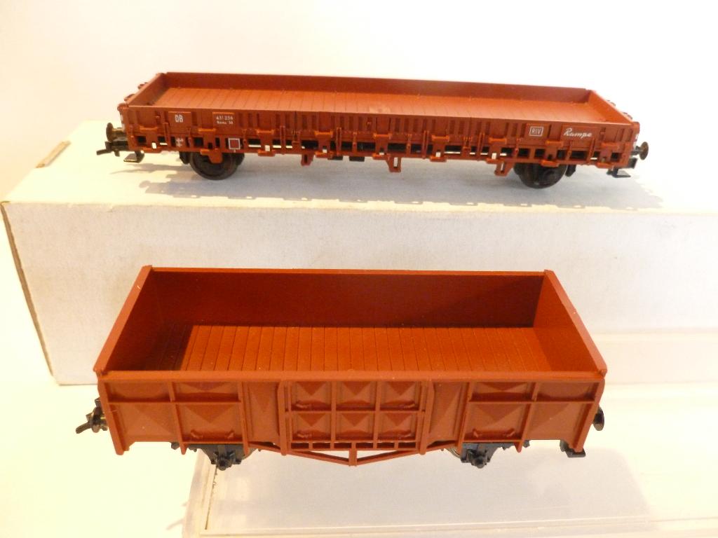 TRAINS HO, Ophalen of Verzenden, Gelijkstroom, Wagon, Fleischmann
