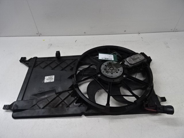 VENTILATEUR CASING Ford Focus 2 (01-2004/09-2012), Utilisé, Ford