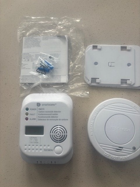 Kit de sécurité  détecteur de fumée et détecteur  monoxyde, Enlèvement ou Envoi, Neuf