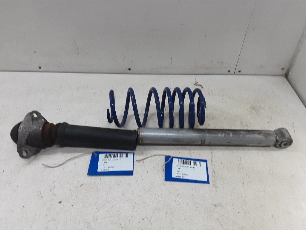 SCHOKBREKER RECHTS ACHTER Volkswagen Polo V (6R), Gebruikt, Volkswagen, Mevr. I. Hauben, Rue de l'Espoir 34 34
4030  GRIVEGNÉE, BE
