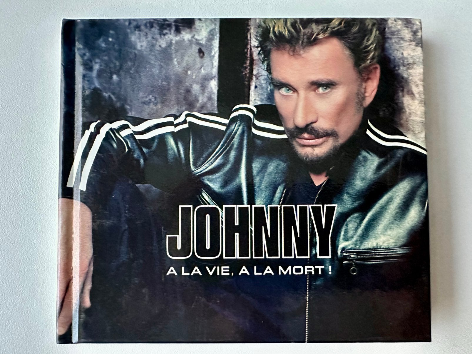 Johnny Halliday - A la vie, à la mort ! 2 CD, Cd's en Dvd's, Ophalen of Verzenden, Zo goed als nieuw, Speciale editie