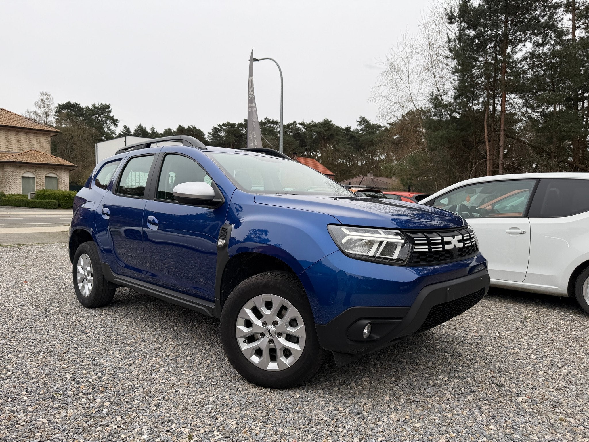Dacia Duster 1.0B + LPG EURO6d '23 1ste eig! + 12M GARANTIE, Auto's, Stof, Gebruikt, 91 pk, Duster