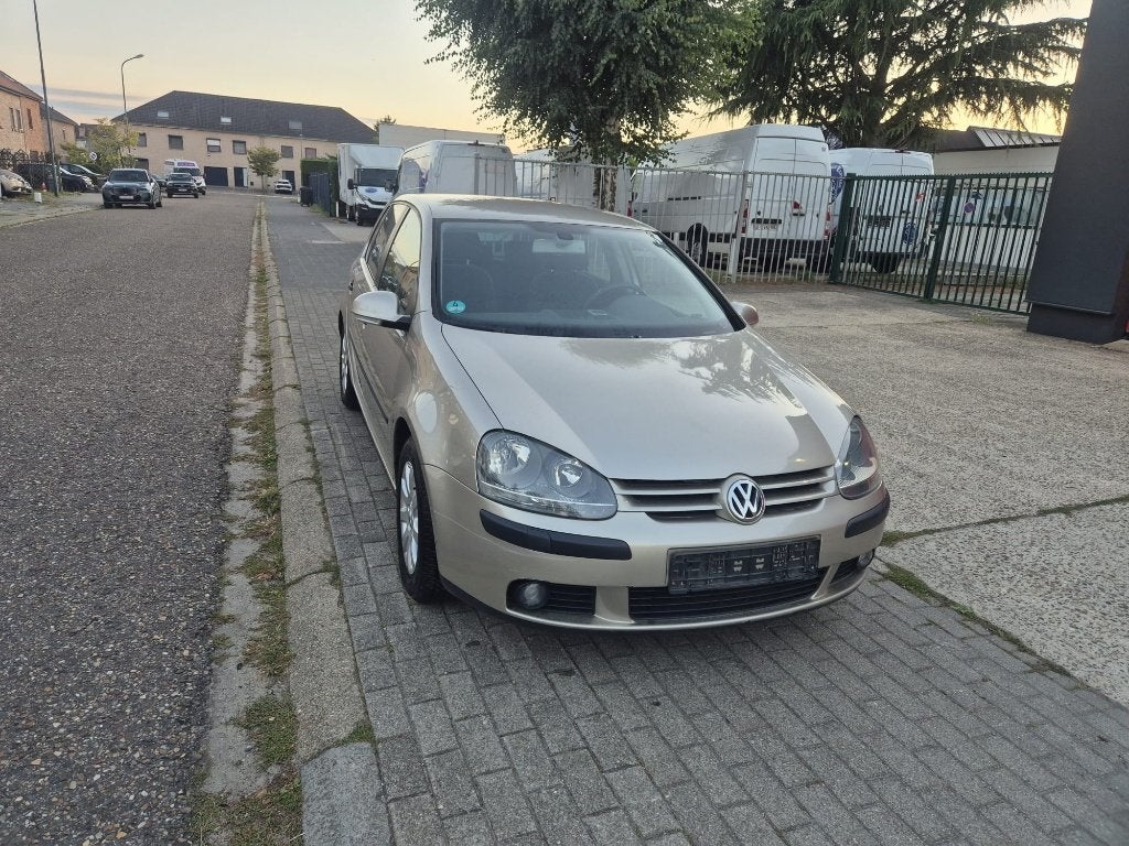 VW Golf 1.6 - Airco - Capteurs parking - Régulateur vitesse, Achat, Entreprise, Carnet d'entretien, 5 portes