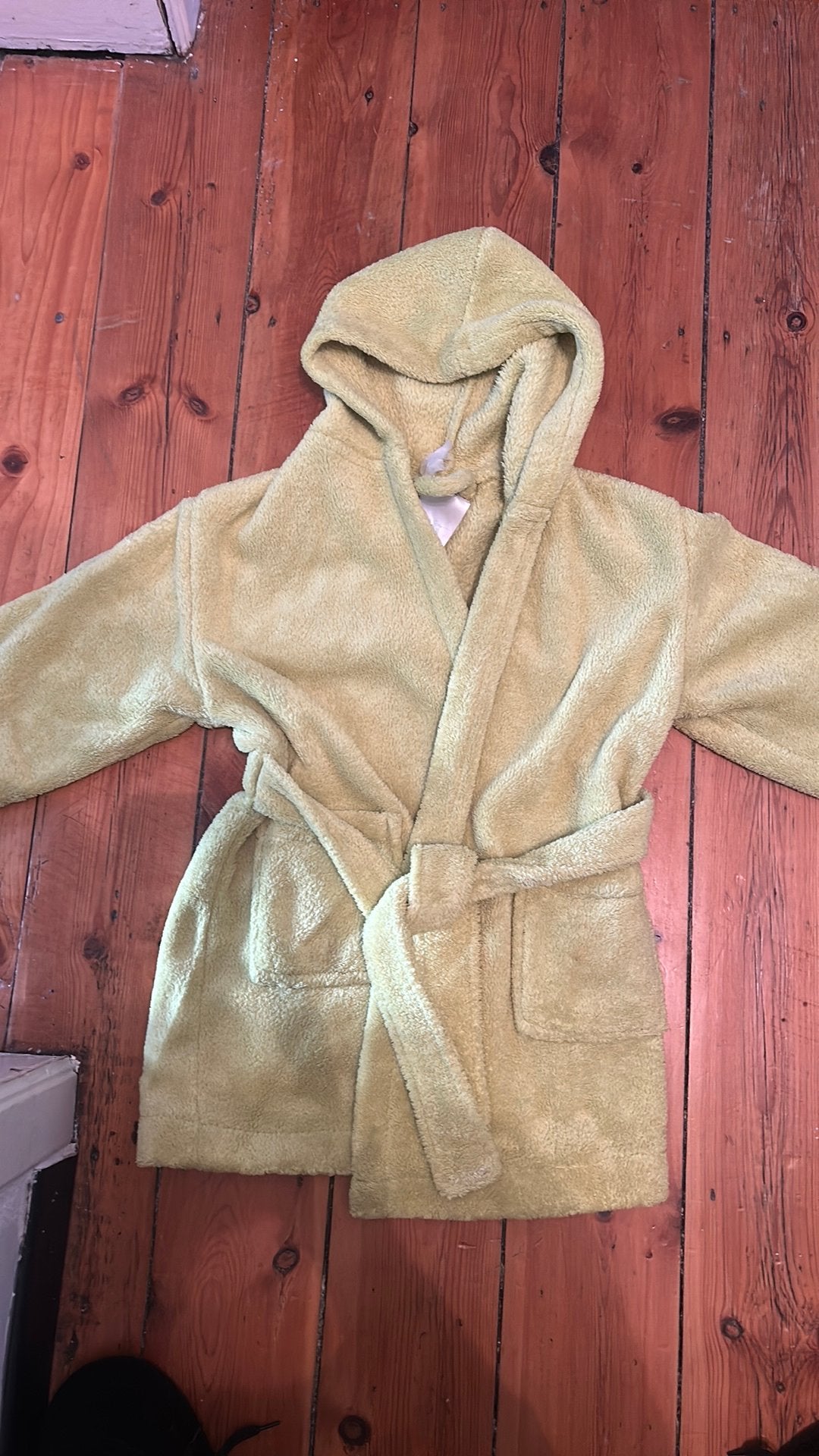 Peignoir vert vif - taille 110/116, Enfants & Bébés, Enlèvement ou Envoi, Comme neuf