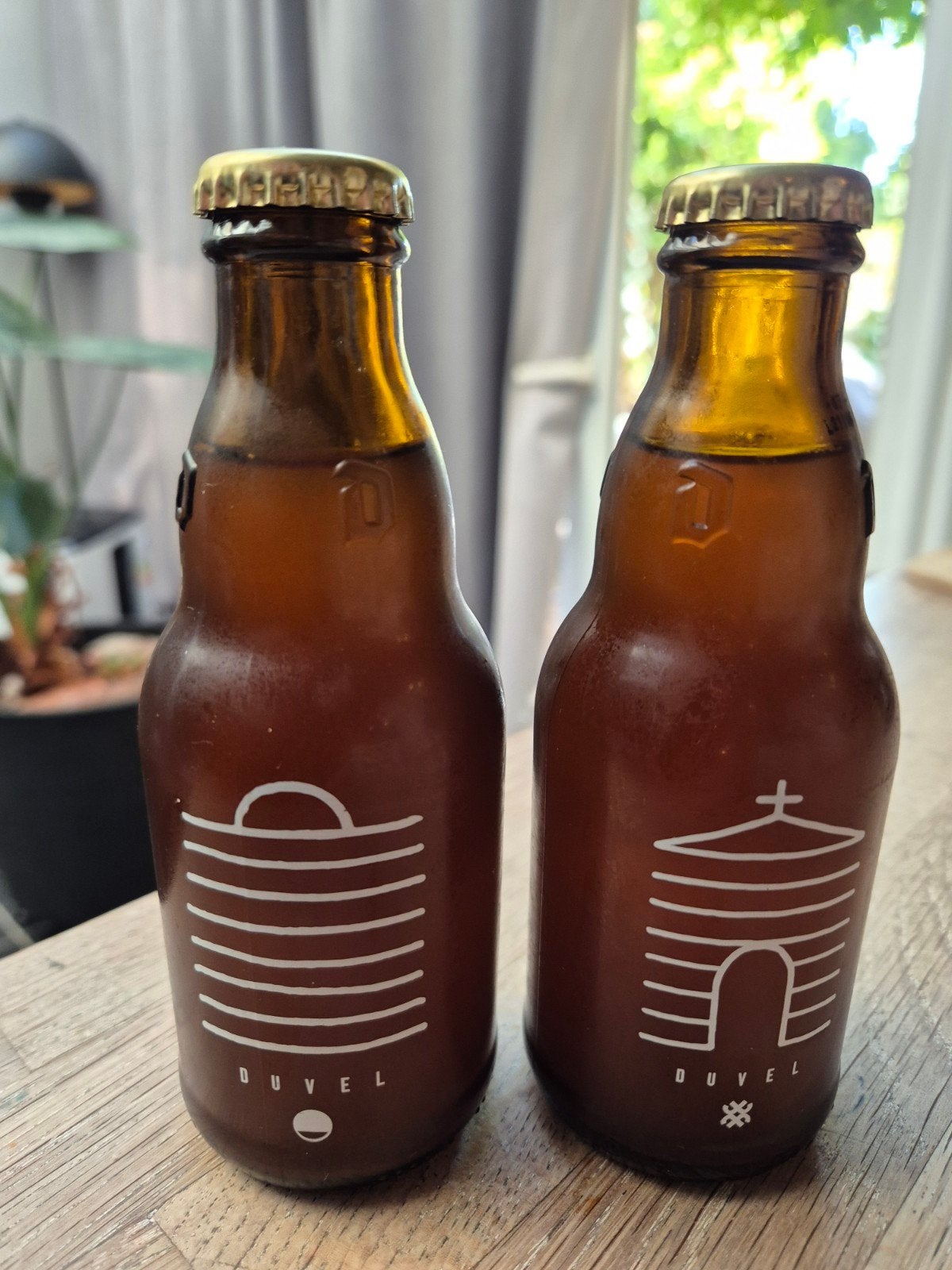 ** Bouteilles de la collection Duvel The Jane **, Enlèvement, Duvel
