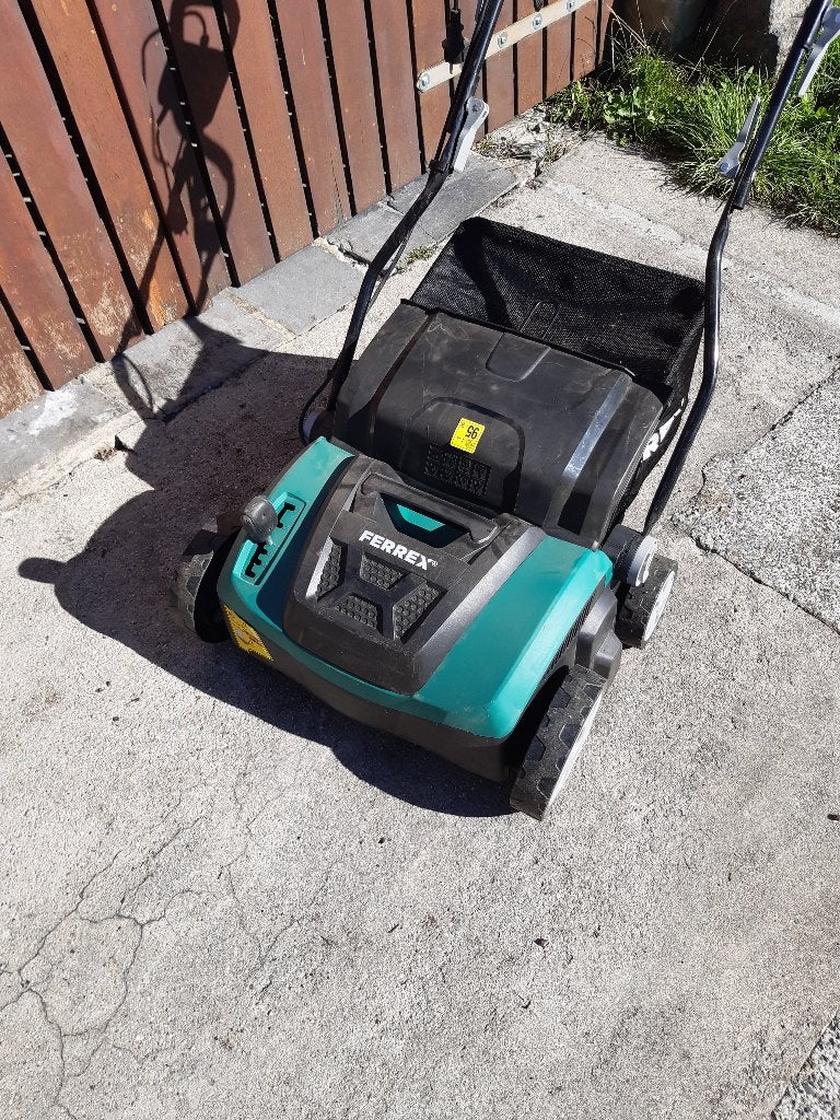 scarificateur, Jardin & Terrasse, Enlèvement, Comme neuf, Électrique, FERREX