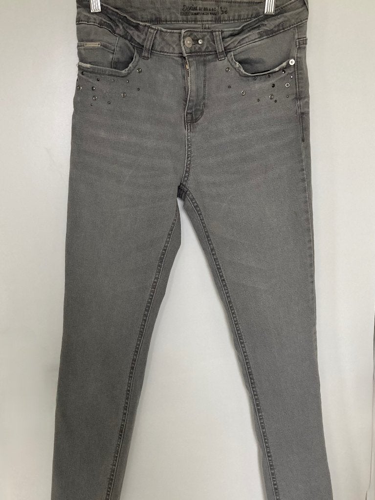 Lichtgrijze broek dames"Bel&Bo denim" strass -small/36, Kleding | Dames, Broeken en Pantalons, Gedragen, Maat 36 (S), Grijs, Lang